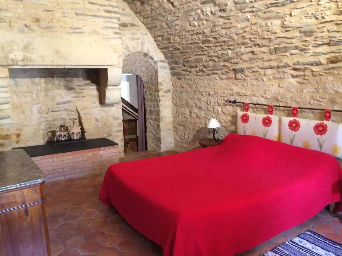 Hotel La Source Gilhodes à Castelnau-de-Mandailles France